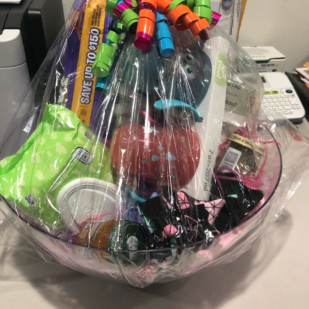 Customized Easter Baskets - Picture 6 of 8